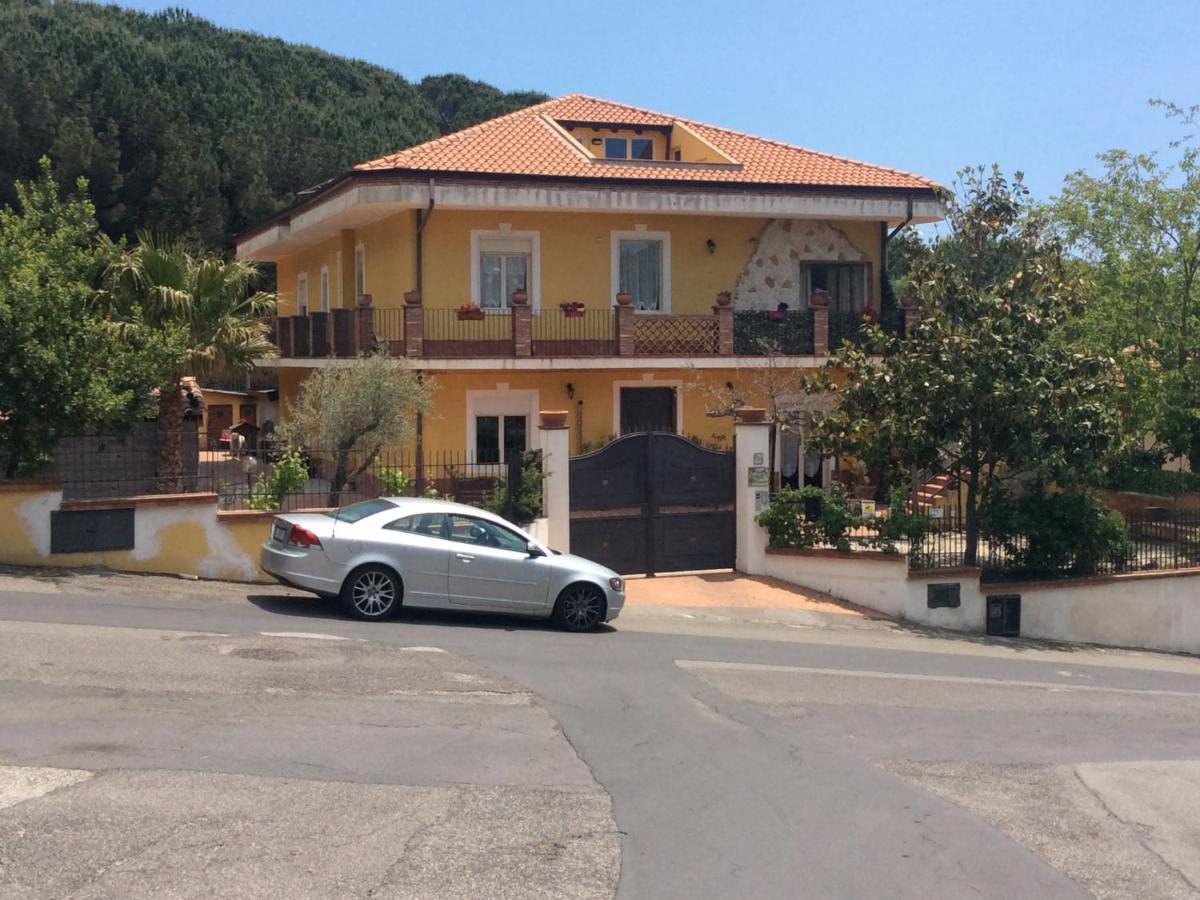 Casa Vacanza Il Tulipano Uno Villa Nicolosi Exteriör bild